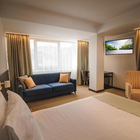 Hotel NOVO Boutique à Râmnicu Vâlcea Extérieur photo