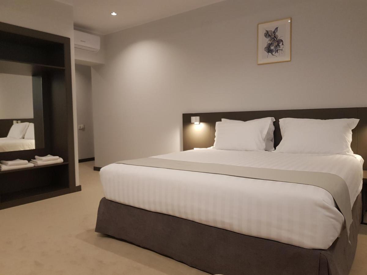 Hotel NOVO Boutique à Râmnicu Vâlcea Extérieur photo