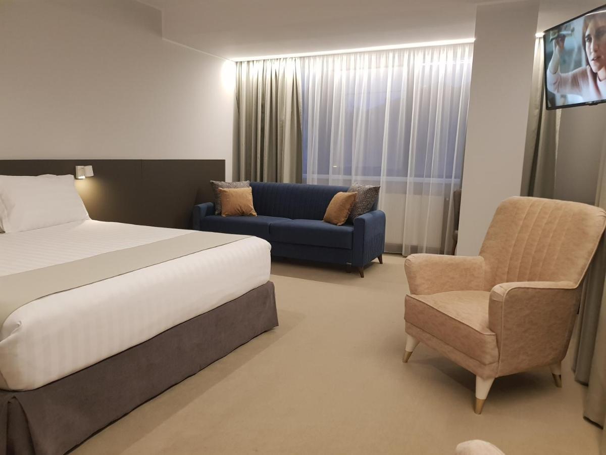 Hotel NOVO Boutique à Râmnicu Vâlcea Extérieur photo