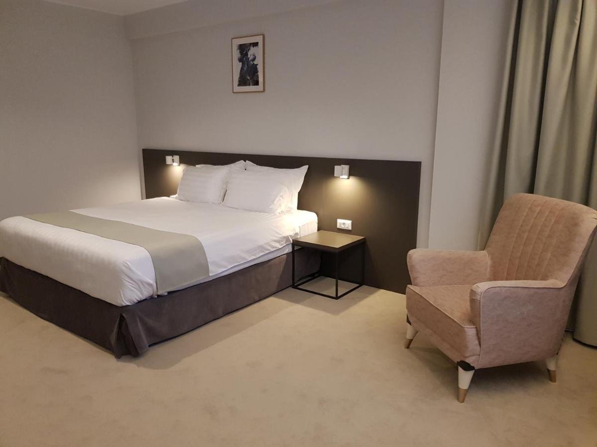Hotel NOVO Boutique à Râmnicu Vâlcea Extérieur photo
